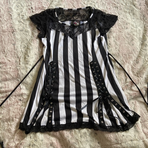 Short sleeve shirt - Picture 1 of 4